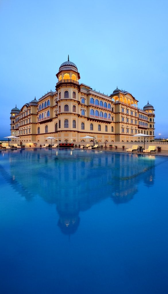 Marriage palaces